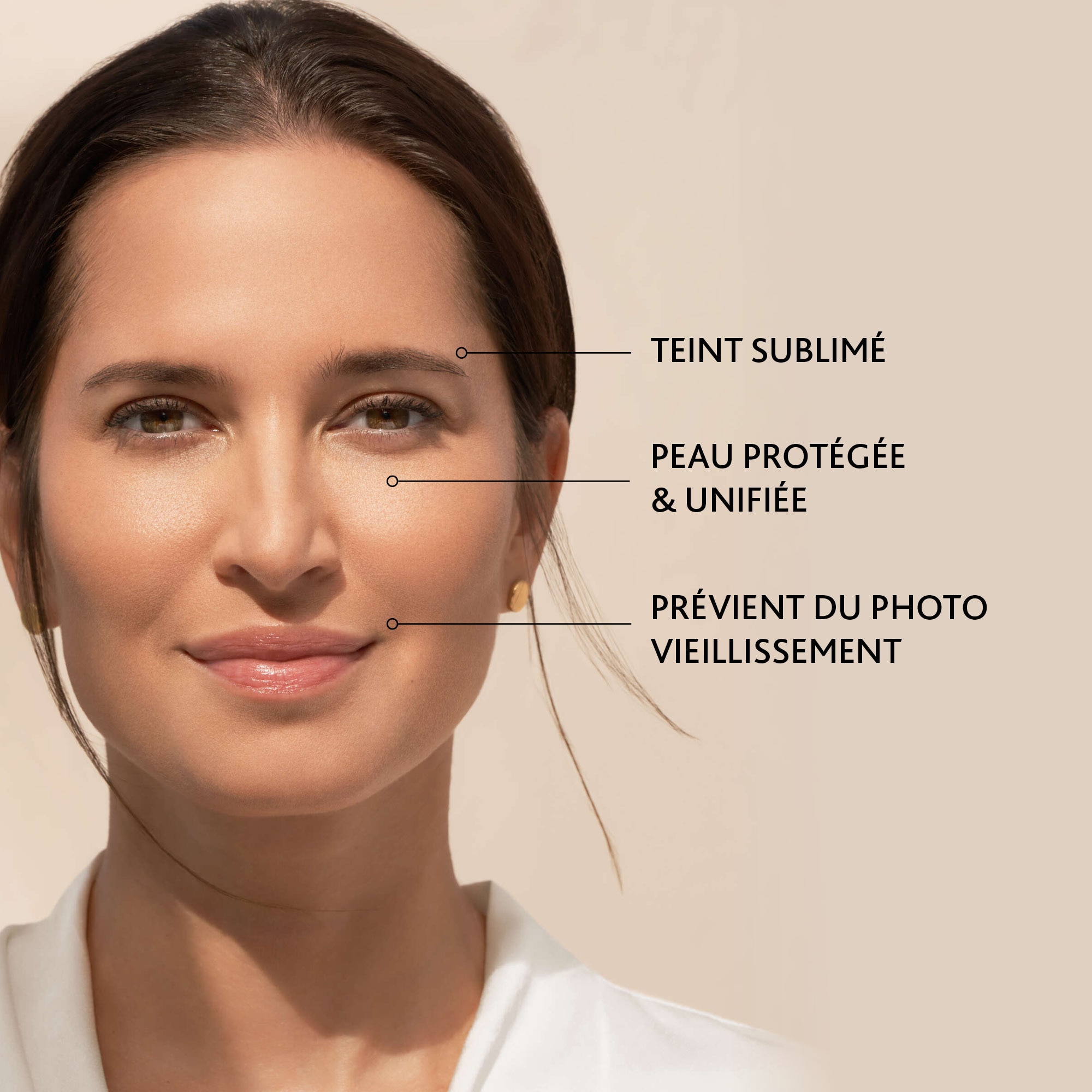 Poudre sublimatrice dorée visage protectrice anti uv