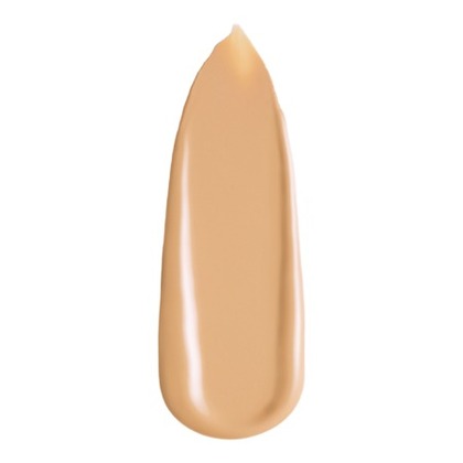  Clinique EVEN BETTER GLOW™ Fond de teint révélateur d’éclat SPF 15  1 of 2 