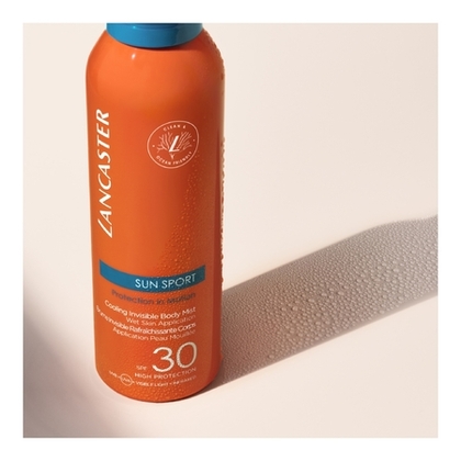 200ML Lancaster SUN SPORT Brume invisible rafraîchissante application peau mouillée SPF30  1 of 4 