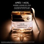 15ML DIOR DIOR PRESTIGE Le concentré yeux soin contour des yeux anti-âge 3 of 4 Le concentré yeux soin contour des yeux anti-âge