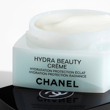 11G CHANEL HYDRA BEAUTY CRÈME Hydratation protection éclat  1 of 3 