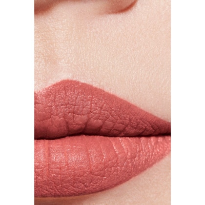 Le rouge velours lumineux