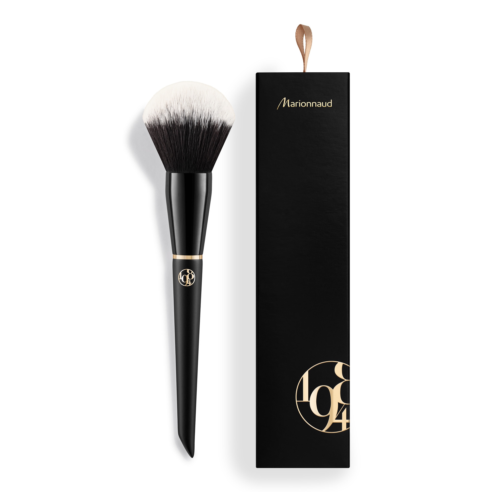 Marionnaud 1984 ACCESSOIRES Le pinceau poudre - n°05 1 of 4