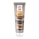150ML WELLA PROFESSIONALS COLOR FRESH Masque Golden Gloss colorant pour raviver ou transformer votre couleur à domicile  1 of 4 Masque Golden Gloss colorant pour raviver ou transformer votre couleur à domicile