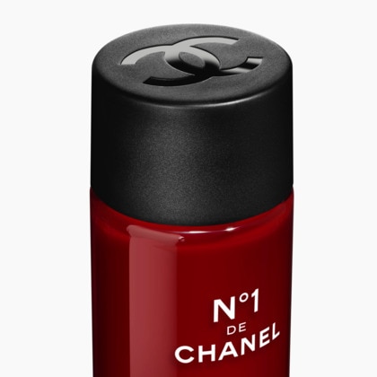 15ML CHANEL N°1 DE CHANEL Sérum yeux revitalisant - recharge  1 of 3 