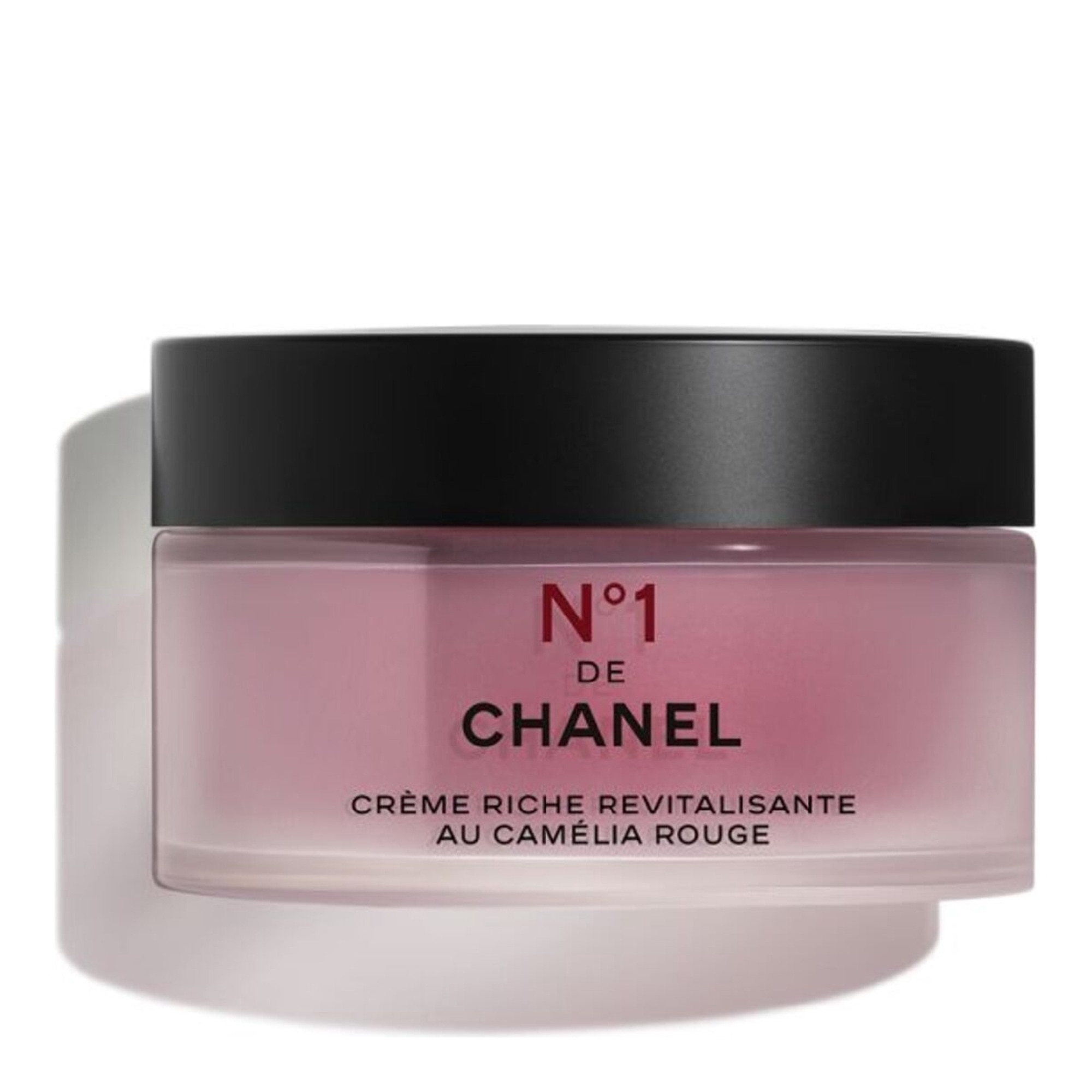 50G CHANEL N°1 DE CHANEL Crème riche revitalisante - rechargeable 1 of 4 Crème riche revitalisante - rechargeable