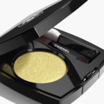 CHANEL OMBRES ESSENTIELLE Ombre à paupières longue tenue multi-usage 2 of 4 Ombre à paupières longue tenue multi-usage