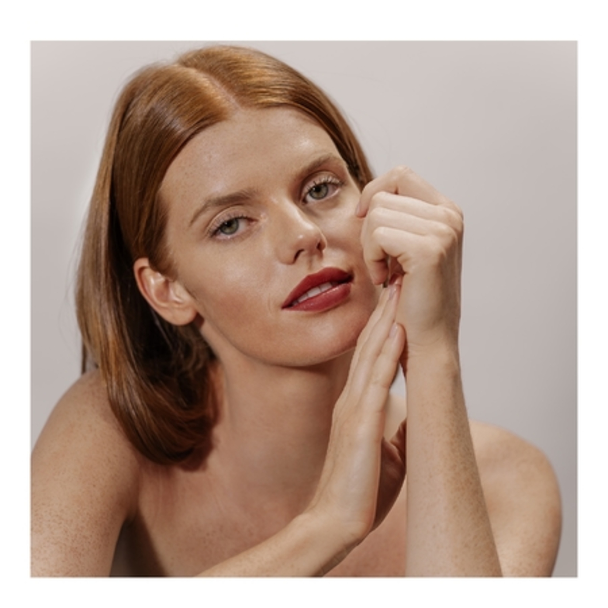 Rouge à lèvres brillant hydratant