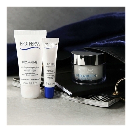 50mL BIOTHERM Biomains Soin jeunesse des mains anti-desséchant & fortifiant ongles  1 of 4 