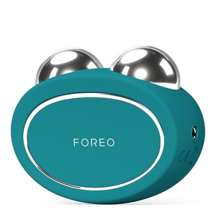  FOREO FOREO BEAR™ 2 Appareil tonifiant visage par micro-courants avancés - vert  1 of 4 