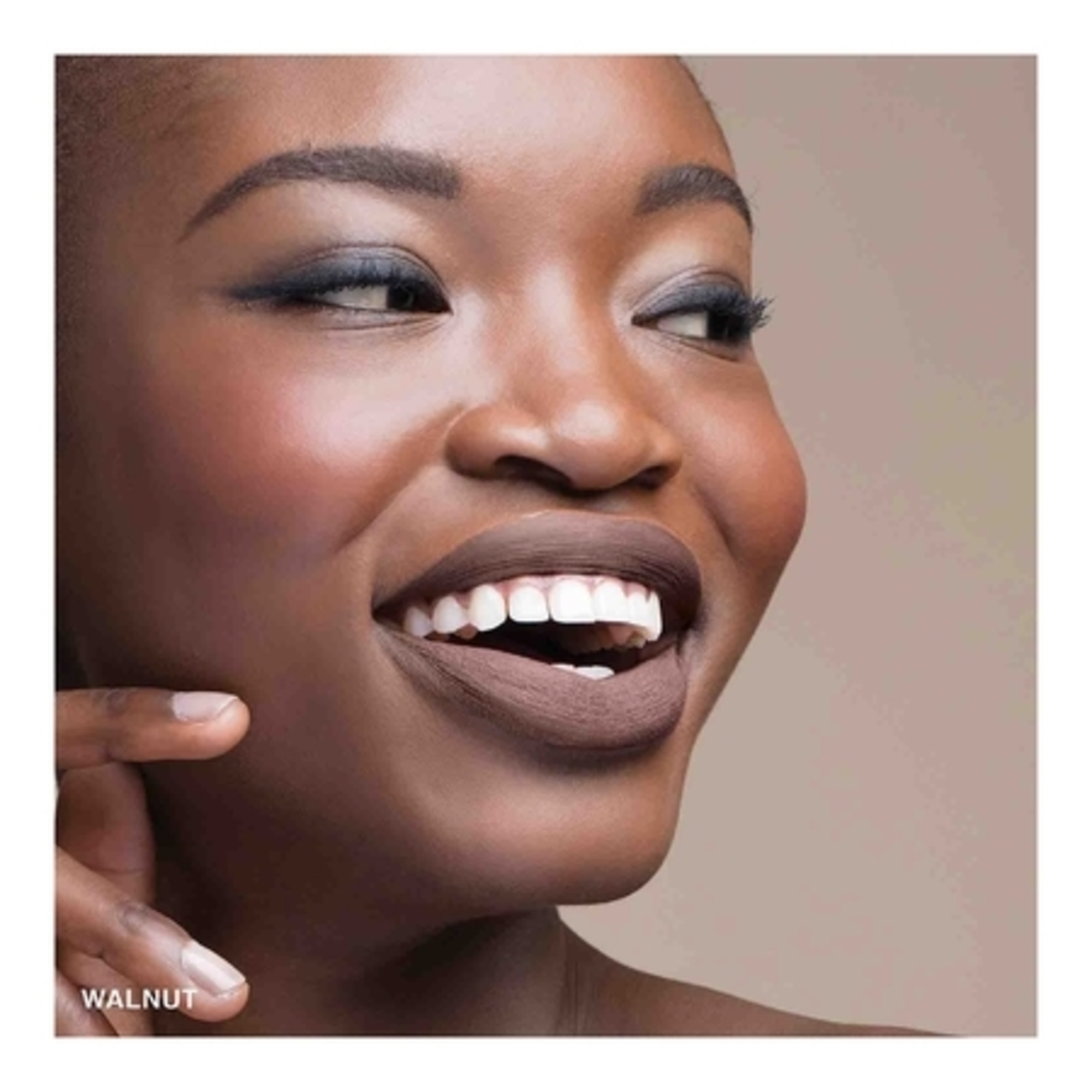 Fond de teint longue tenue ultra-léger couvrance parfaite fini mat SPF15