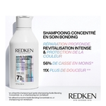 300ML REDKEN ACIDIC BONDING CONCENTRATE Shampoing concentré en soin bonding tous types et textures de cheveux  3 of 4 Shampoing concentré en soin bonding tous types et textures de cheveux