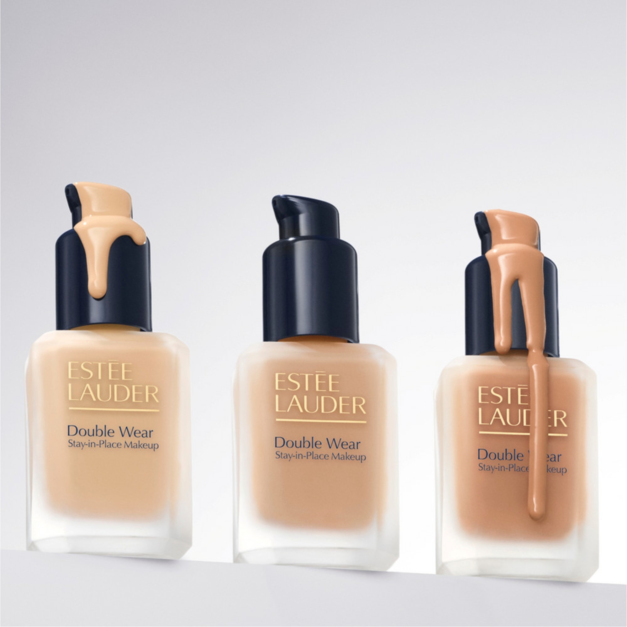  Estée Lauder DOUBLE WEAR Pompe à fond de teint  1 of 3 