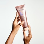 250ML KÉRASTASE GLOSS ABSOLU Fondant insta glaze  3 of 4 Fondant insta glaze
