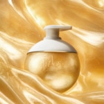 200ML DIOR J'ADORE LES ADORABLES Huile scintillante - huile pour le corps scintillante  2 of 4 Huile scintillante - huile pour le corps scintillante
