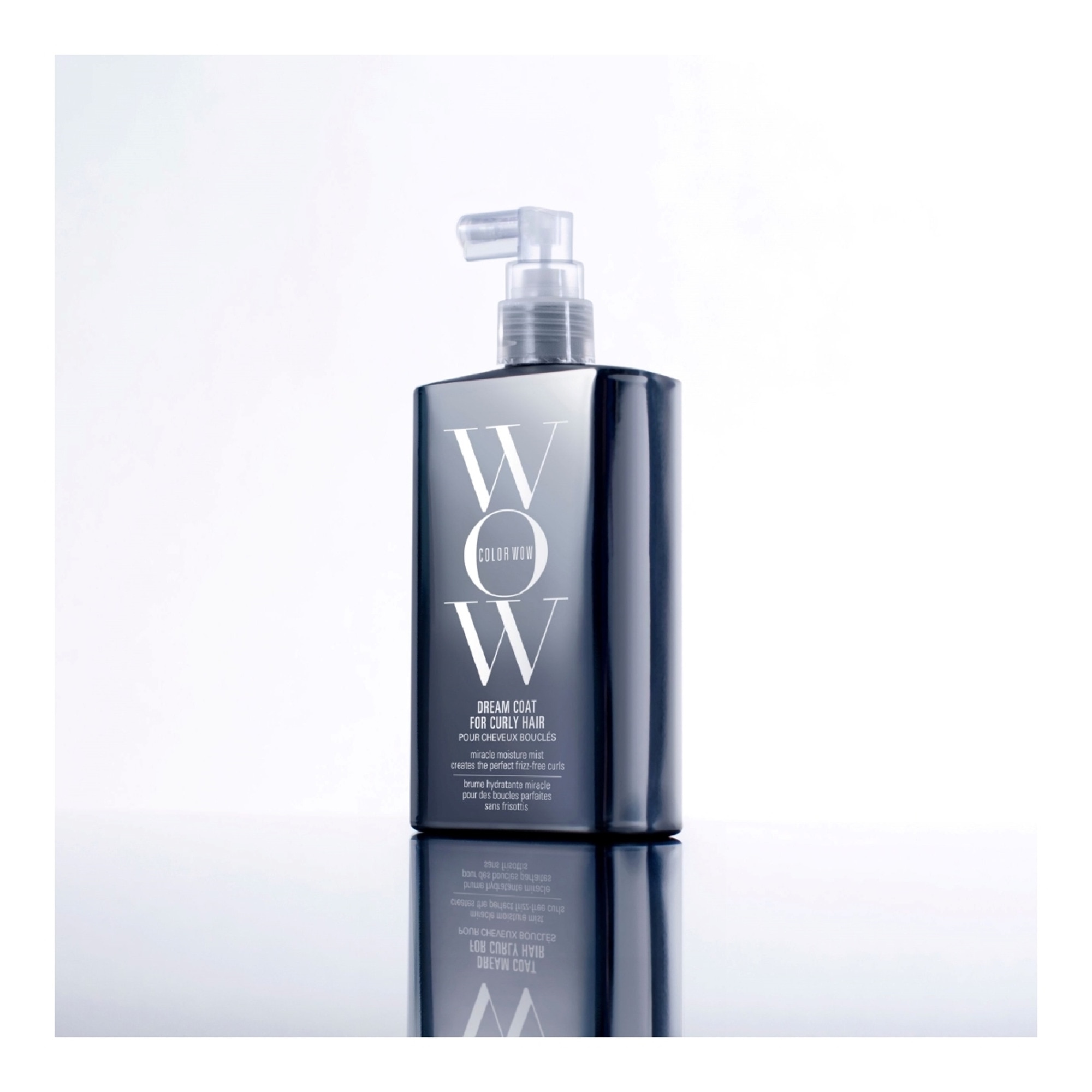 Spray coiffant pour cheveux bouclés