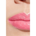 CHANEL ROUGE COCO Hydra gloss haute brillance hydratant et lissant 4 of 4 Hydra gloss haute brillance hydratant et lissant