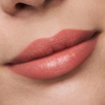 Estée Lauder PURE COLOR Rouge à lèvres brillant 3 of 4 Rouge à lèvres brillant