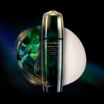 170ML Shiseido FUTURE SOLUTION LX Lotion illuminatrice concentrée 2 of 4 Lotion illuminatrice concentrée