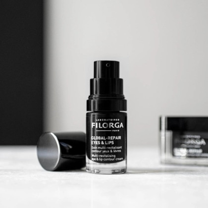 Soin contour des yeux et lèvres anti-âge intensif