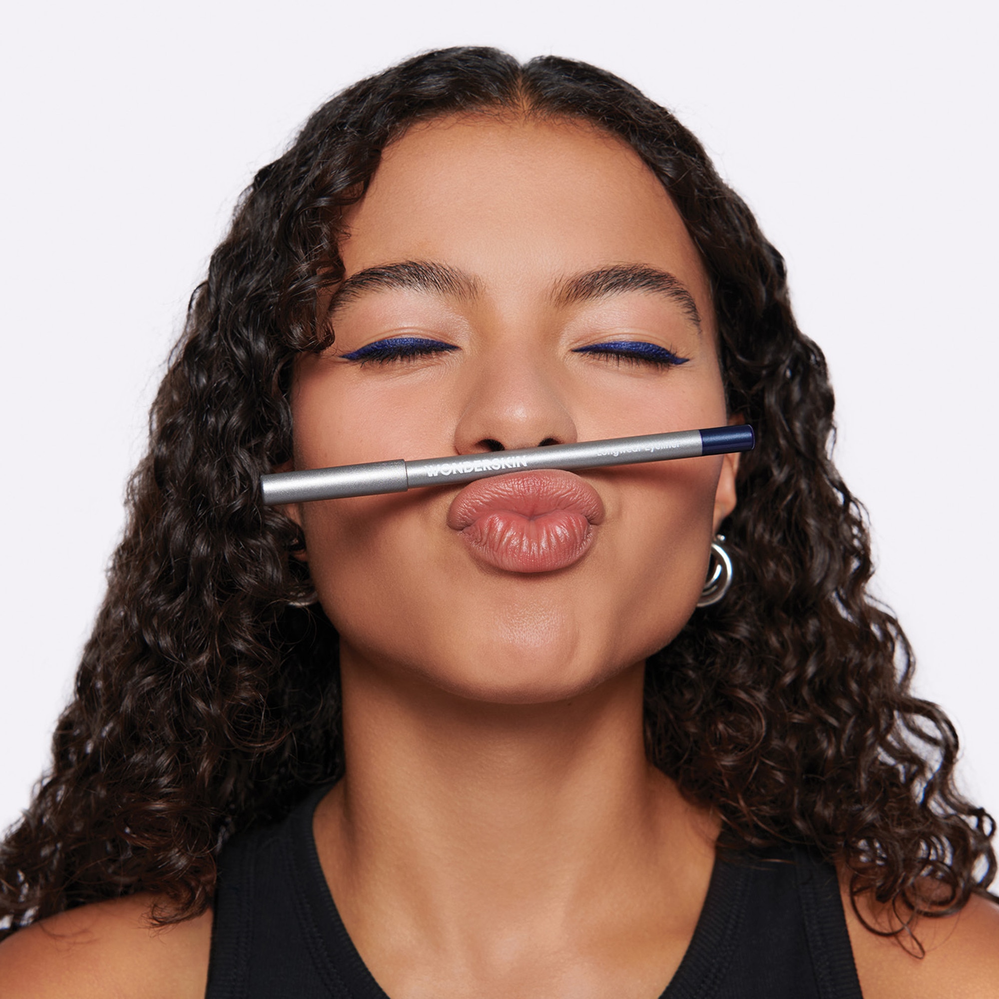  WONDERSKIN 1440 LONGWEAR Eyeliner  1 of 4 