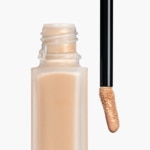 CHANEL ULTRA LE TEINT Le correcteur 2 of 4 Le correcteur