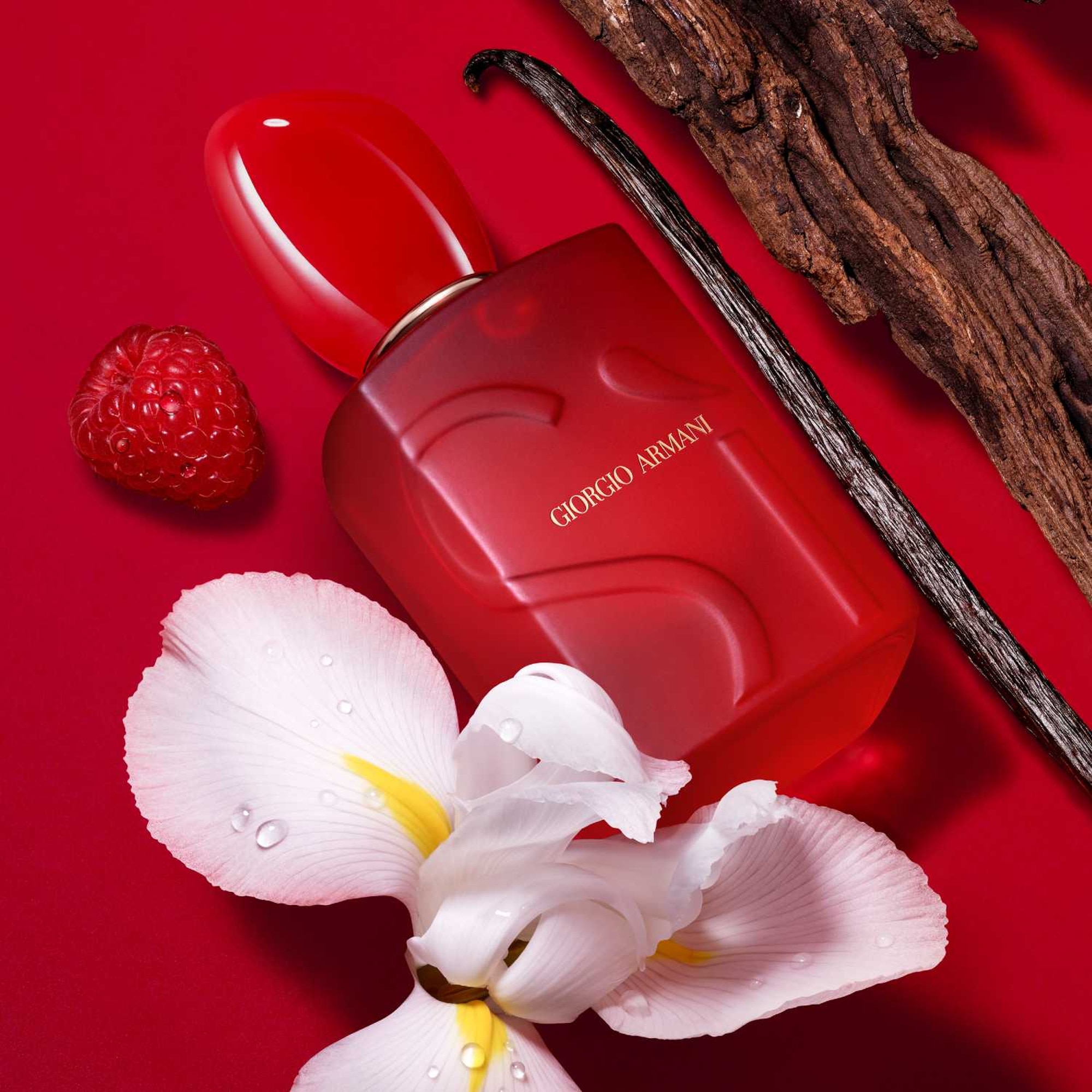 50ML Armani SI RED BLOOM Eau de parfum 1 of 4