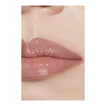  CHANEL ROUGE COCO FLASH Le rouge Coco Flash  2 of 4 Le rouge Coco Flash