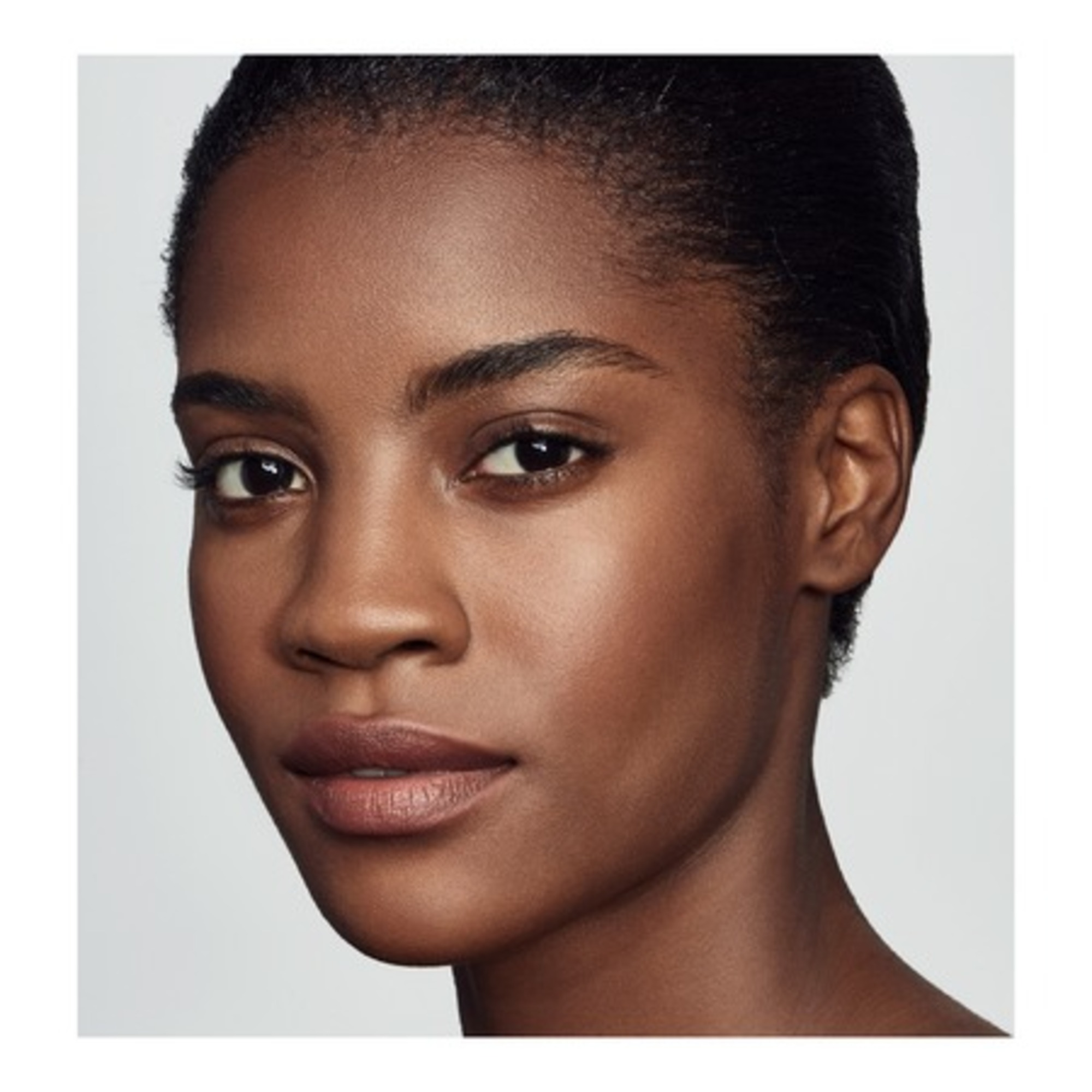 Fond De Teint Longue Tenue Intransférable SPF 10