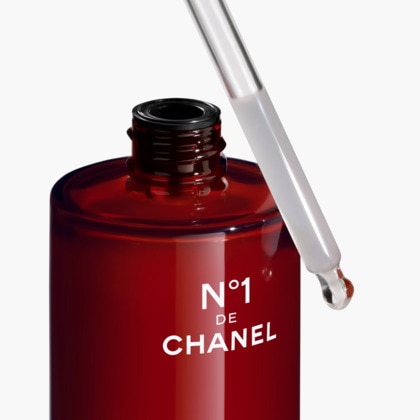 50ML CHANEL N°1 DE CHANEL Sérum revitalisant  1 of 4 