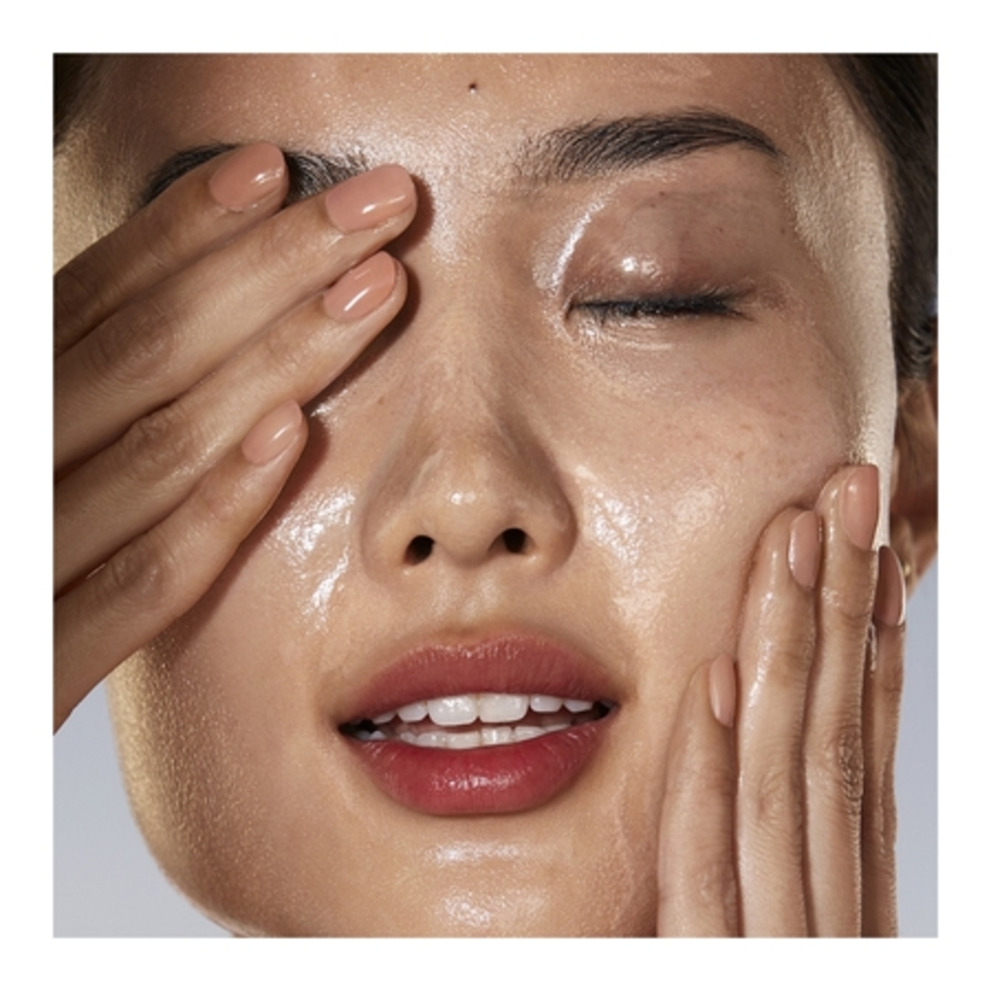 Baume nettoyant enrichi en huiles végétales nourrissantes