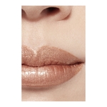  CHANEL ROUGE ALLURE LAQUE Le rouge liquide brillant longue tenue  3 of 4 Le rouge liquide brillant longue tenue