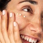 28mL KIEHLS SUPER MULTI-CORRECTIVE EYE ZONE TREATMENT Crème yeux anti-âge multi-correctrice  3 of 3 Crème yeux anti-âge multi-correctrice