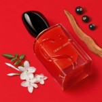 100ML Armani SÌ PASSIONE Eau de parfum - rechargeable 2 of 4 Eau de parfum - rechargeable