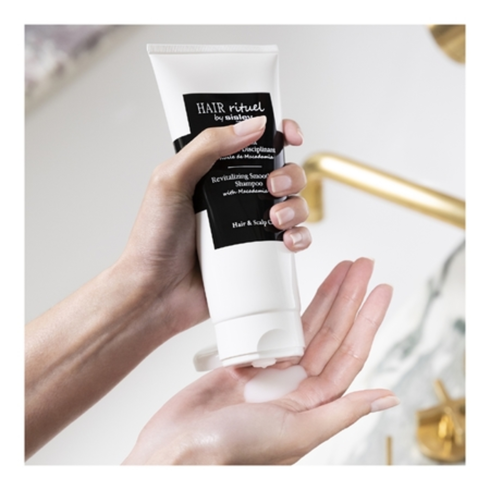 Soin Lavant Disciplinant à l'huile de Macadamia