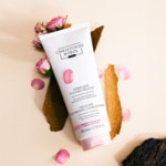 200ML CHRISTOPHE ROBIN VOLUME Démêlant volume aux extraits de rose 3 of 4 Démêlant volume aux extraits de rose <br/>