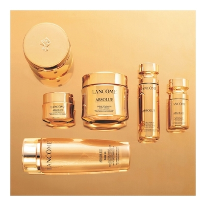 Soin Regard Revitalisant aux Grands Extraits de Rose