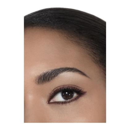 Contour des yeux longue tenue