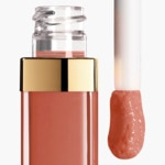  CHANEL ROUGE COCO Hydra gloss haute brillance hydratant et lissant  2 of 5 Hydra gloss haute brillance hydratant et lissant