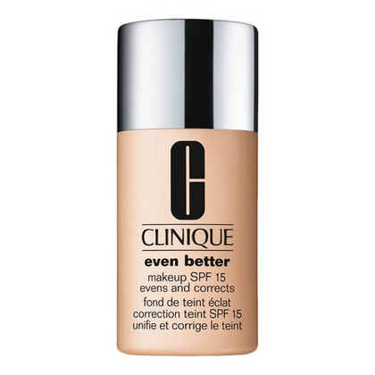  Clinique EVEN BETTER™ Even Better™ Fond de Teint Eclat Correction Teint SPF 15  1 of 3 