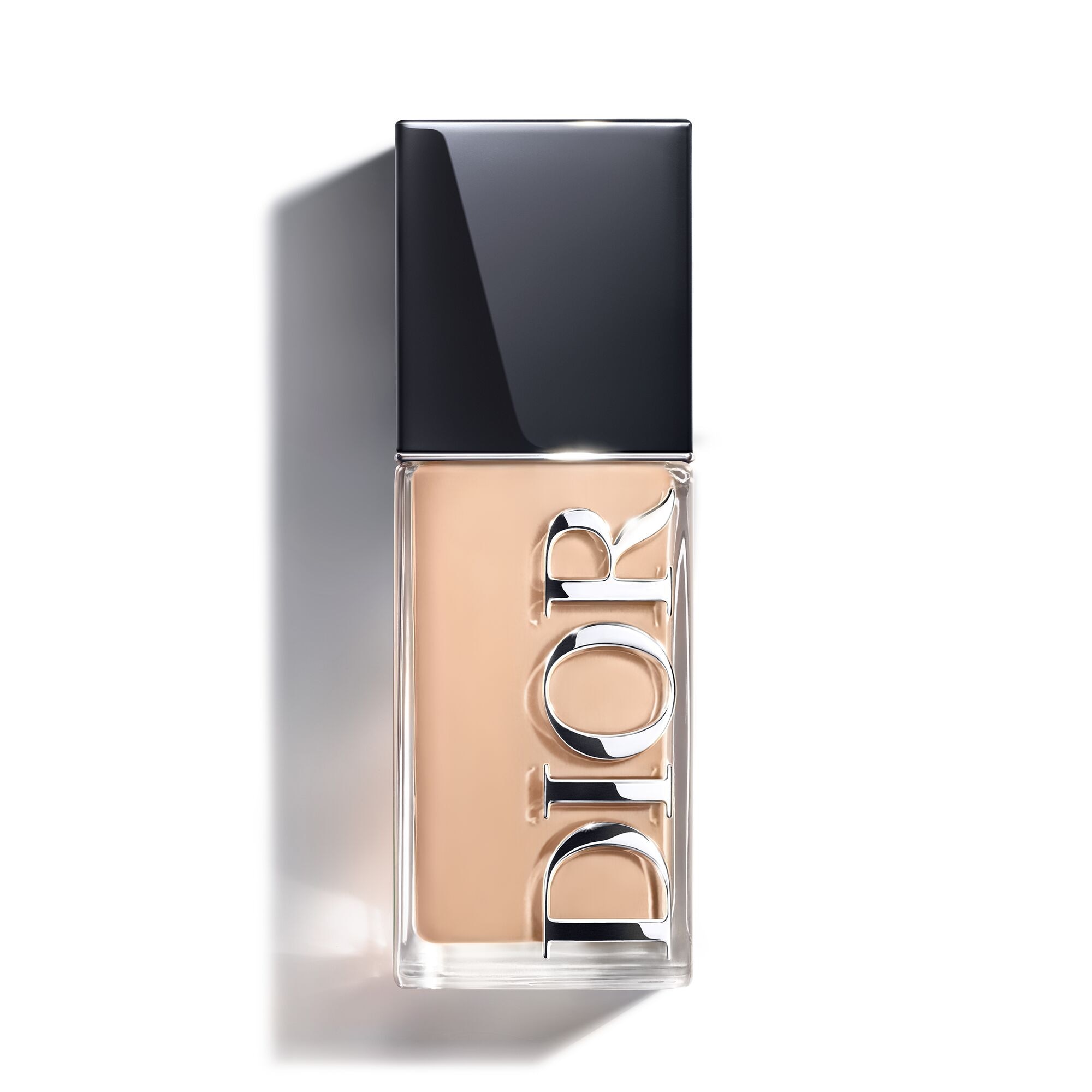 DIOR FOREVER SKIN GLOW Fond de teint éclat naturel - haute tenue 24 h 1 of 4