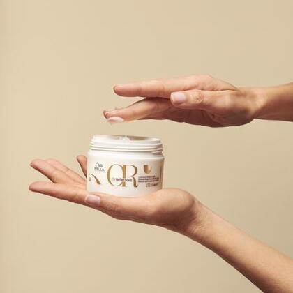 Masque révélateur de lumière pour tous types de cheveux