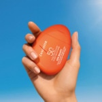 30ml Lancaster LANCASTER SUN BEAUTY Crème pocket visage et corps  3 of 4 Crème pocket visage et corps