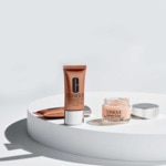 Clinique SUN-KISSED Gel de teint multi-usage 3 of 3 Gel de teint multi-usage