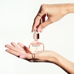 45ML KÉRASTASE GLOSS ABSOLU Huile glaze drops  3 of 4 Huile glaze drops