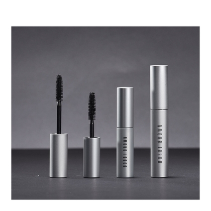  BOBBI BROWN MINI SMOKEY EYE MASCARA Mini mascara noir intense allongeant et longue tenue  1 of 4 