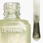  CHANEL LE VERNIS Couleur et brillance longue tenue  2 of 5 Couleur et brillance longue tenue