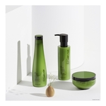 300ML SHU UEMURA ART OF HAIR SILK BLOOM Shampooing cheveux abimés  4 of 4 Shampooing cheveux abimés