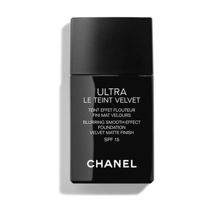  CHANEL ULTRA LE TEINT VELVET Teint effet floutteur fini mat velours SPF15  1 of 2 