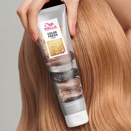 Masque Golden Gloss colorant pour raviver ou transformer votre couleur à domicile